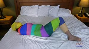 www.boundinthemidwest.com - Vivian Get Mummified  thumbnail